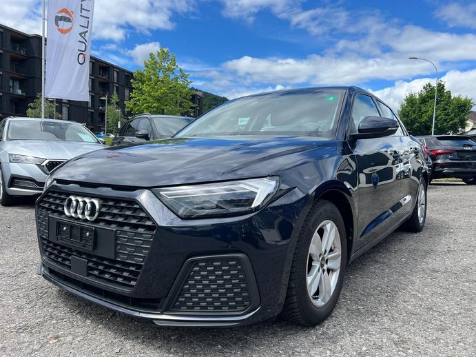 AUDI A1 Sportback 30 TFSI Attraction, Petrol, Second hand / Used, Automatic