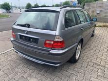 BMW 320i Touring, Benzin, Occasion / Gebraucht, Handschaltung - 3