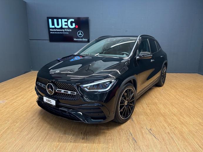MERCEDES-BENZ GLA 250 4M - AMG - 4x4 - DISTRONIC - Panorama-Dach, Petrol, Second hand / Used, Automatic