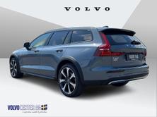 VOLVO V60 Cross Country 2.0 B4 Ultimate AWD, Mild-Hybrid Diesel/Electric, Ex-demonstrator, Automatic - 3
