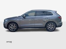 VW Touareg 3.0 TDI R Line, Diesel, Second hand / Used, Automatic - 2